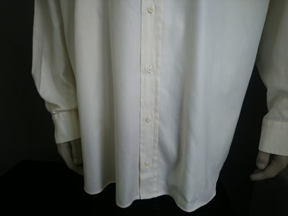 Vintage overhemd. Beige gestreept motief. Maat XXXL / 3XL.