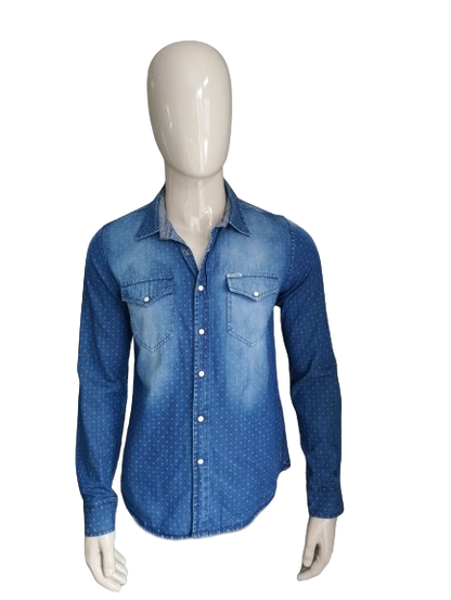 Garcia shirt with press studs. Blue print. Denim look. Size M.