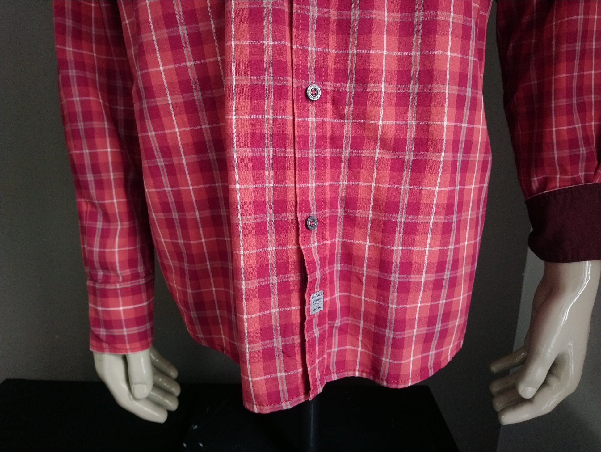 Tom Tailor shirt. Red / M – EcoGents L. checked. Orange Size