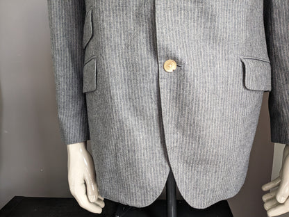 Veste en laine / casmere. Motif à rayures gris. Taille 26 (52 / L).