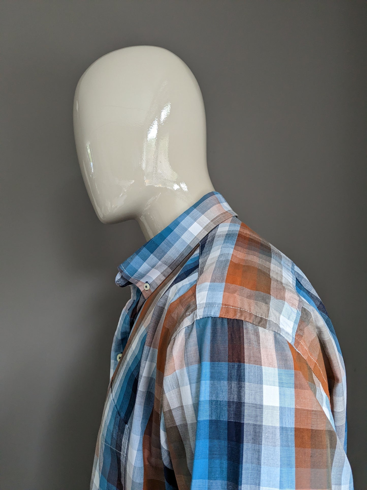 Today's man shirt. Blue brown orange blocked. Size XXL / 2XL. Regular fit.