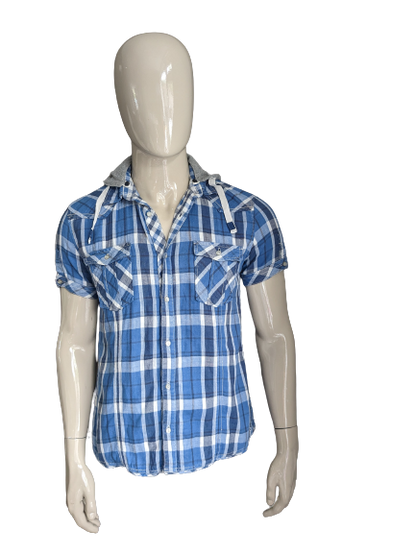 Soho shirt short sleeve with hood. Blue black and white checkered. Size M.