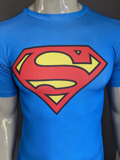 Chemise Superman. Coul jaune rouge bleu. Taille S. Stretch.