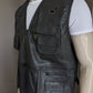 CS701 Leren Bodywarmer met vele zakken. Zwarte patches.  Maat XL. met 1 binnenzak.