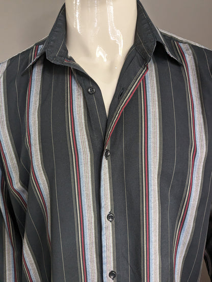 NPO vintage senza problemi camicia. Strisce grigio blu rosso nero. Dimensione 2xl / xxl.