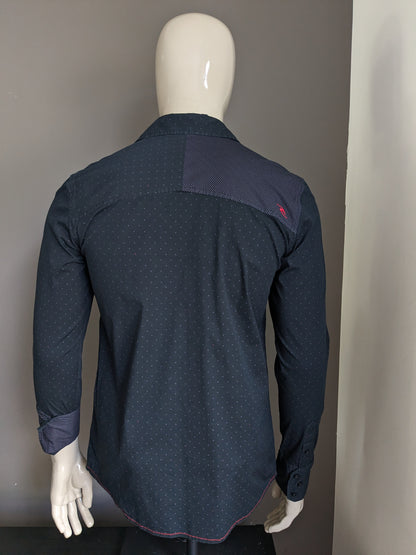 Camicia ripcurl. Stampa nera viola con ricamo rosso / cucitura. Taglia M.