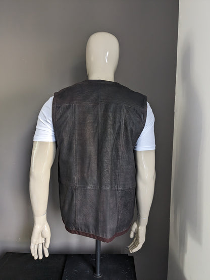 Cihander lamb leather waistcoat / body warmer with zipper. Double -sided leather. Dark brown colored. Size L.