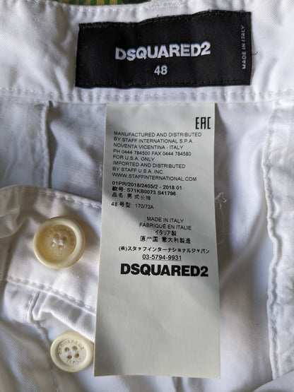 Dsquared2 trousers with elastic waistband. Colored white. Size 48 / M.