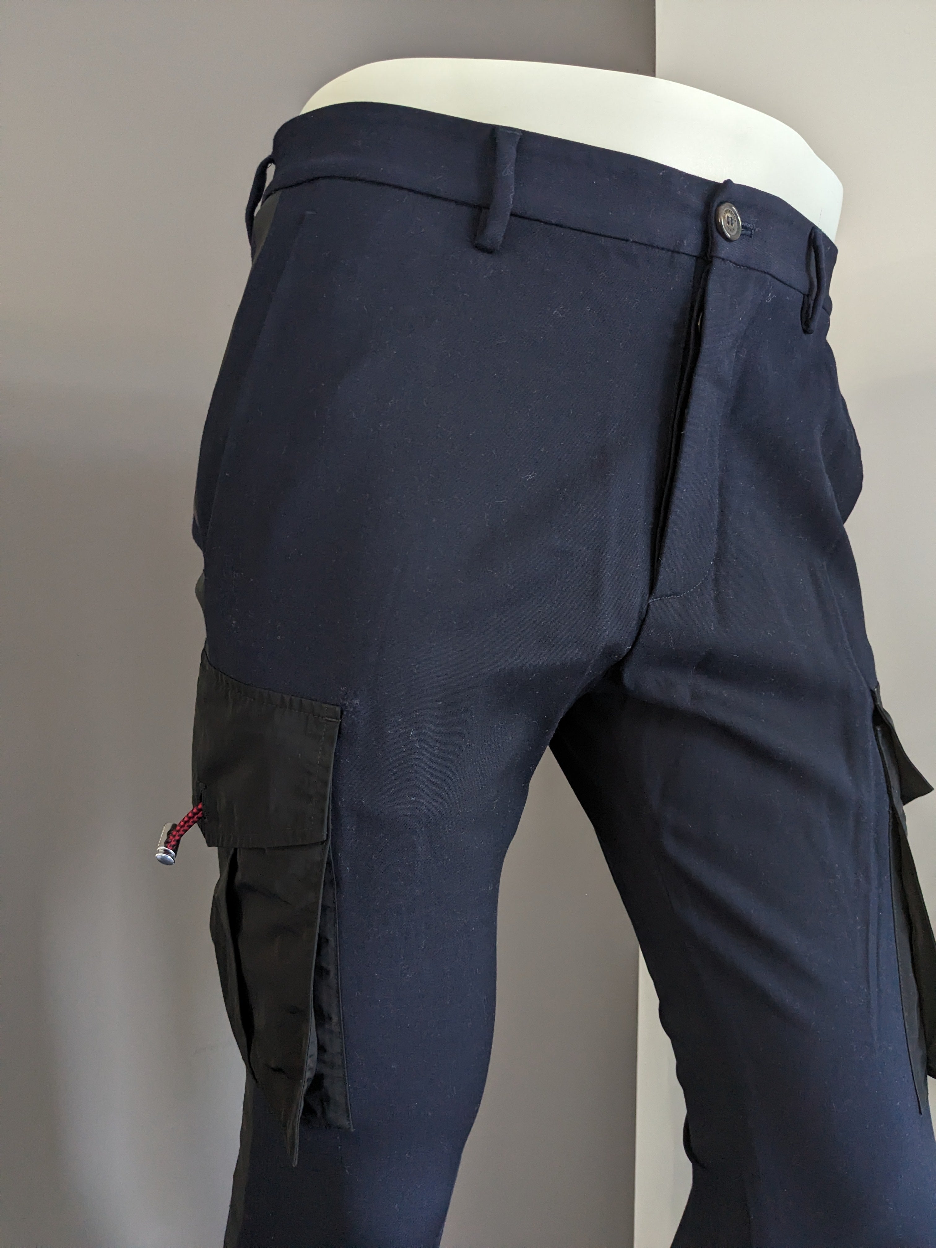 Dsquared2 Skinny cargo pants. Dark Blue Black colored. Size 46/S.