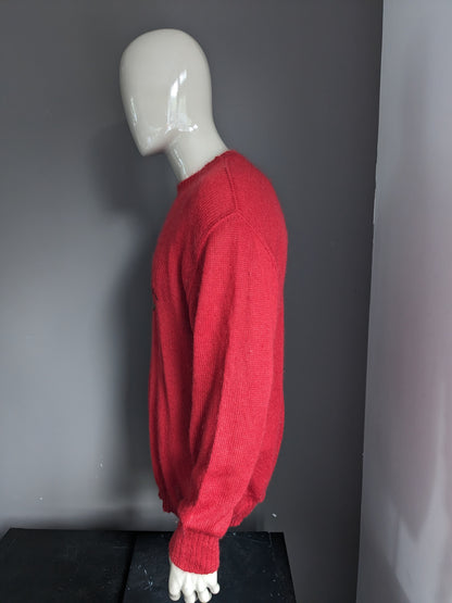 Pull en laine März Mohair vintage. Colore rouge avec le devant d'application. Taille xl.