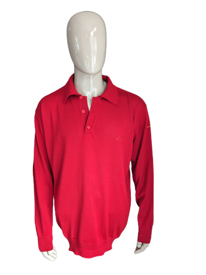 Vintage N.L.F. Maglione polo di lana con bottoni. Rosso colorato. Dimensione 2xl / xxl. 50% lana.