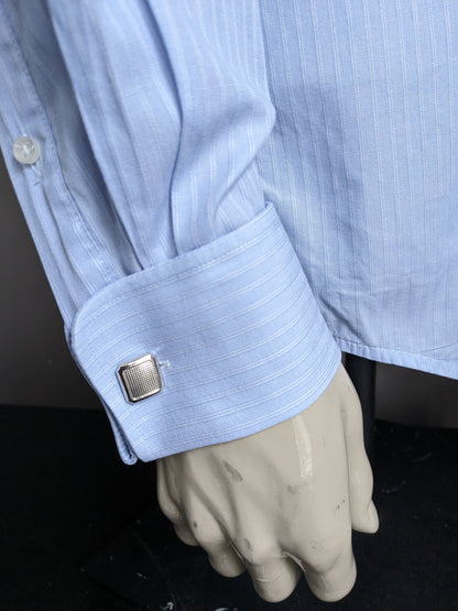 From linen shirt. Blue white striped. Size L. Type of cufflinks.