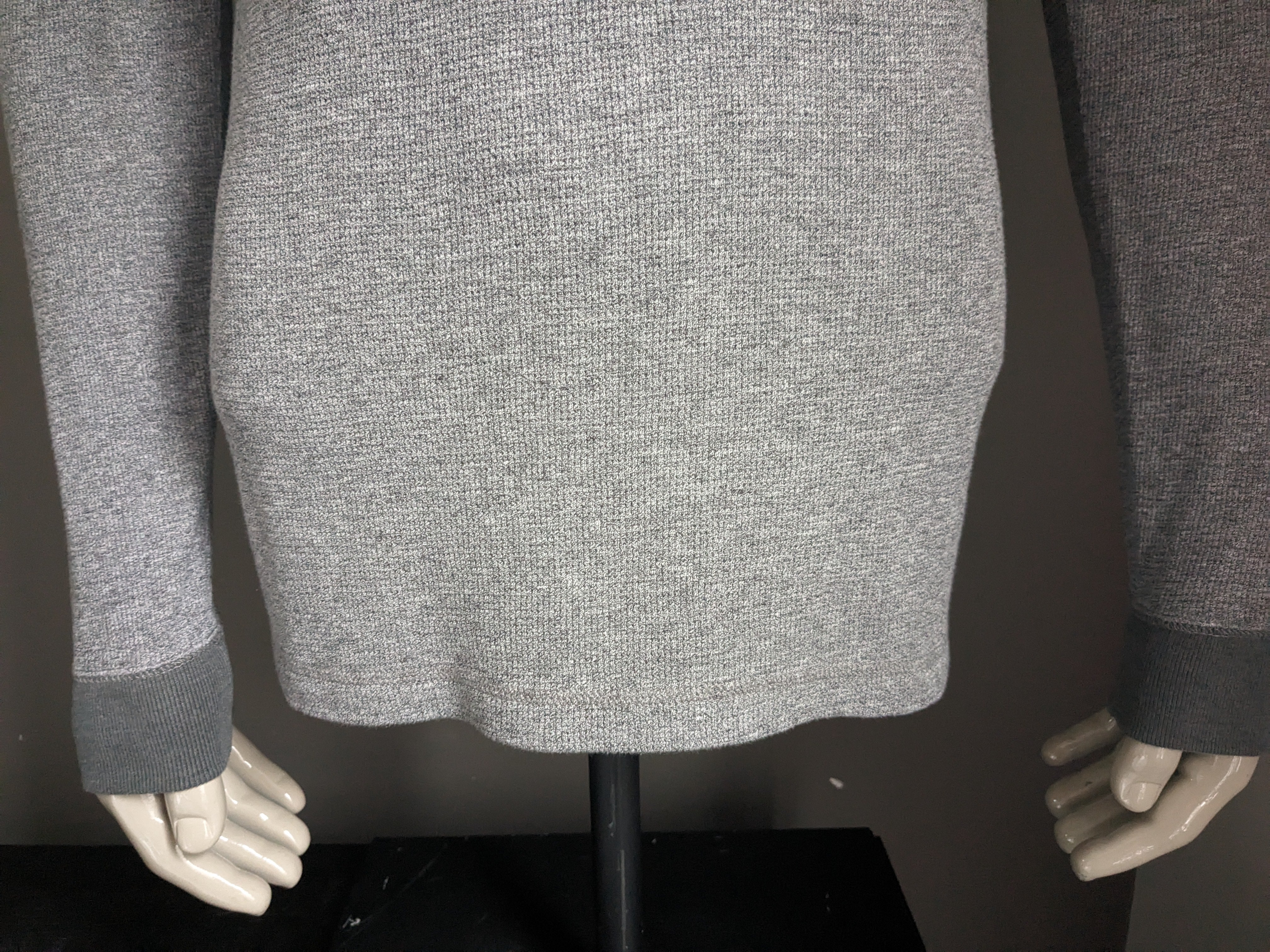 Hollister cashmere deals sweater