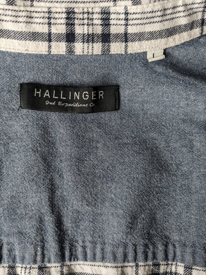 Hallinger flannel shirt. White black checked. Size L.