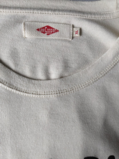 Lee Cooper "Roxy Club" longsleeve. Beige met opdruk. Maat XL.