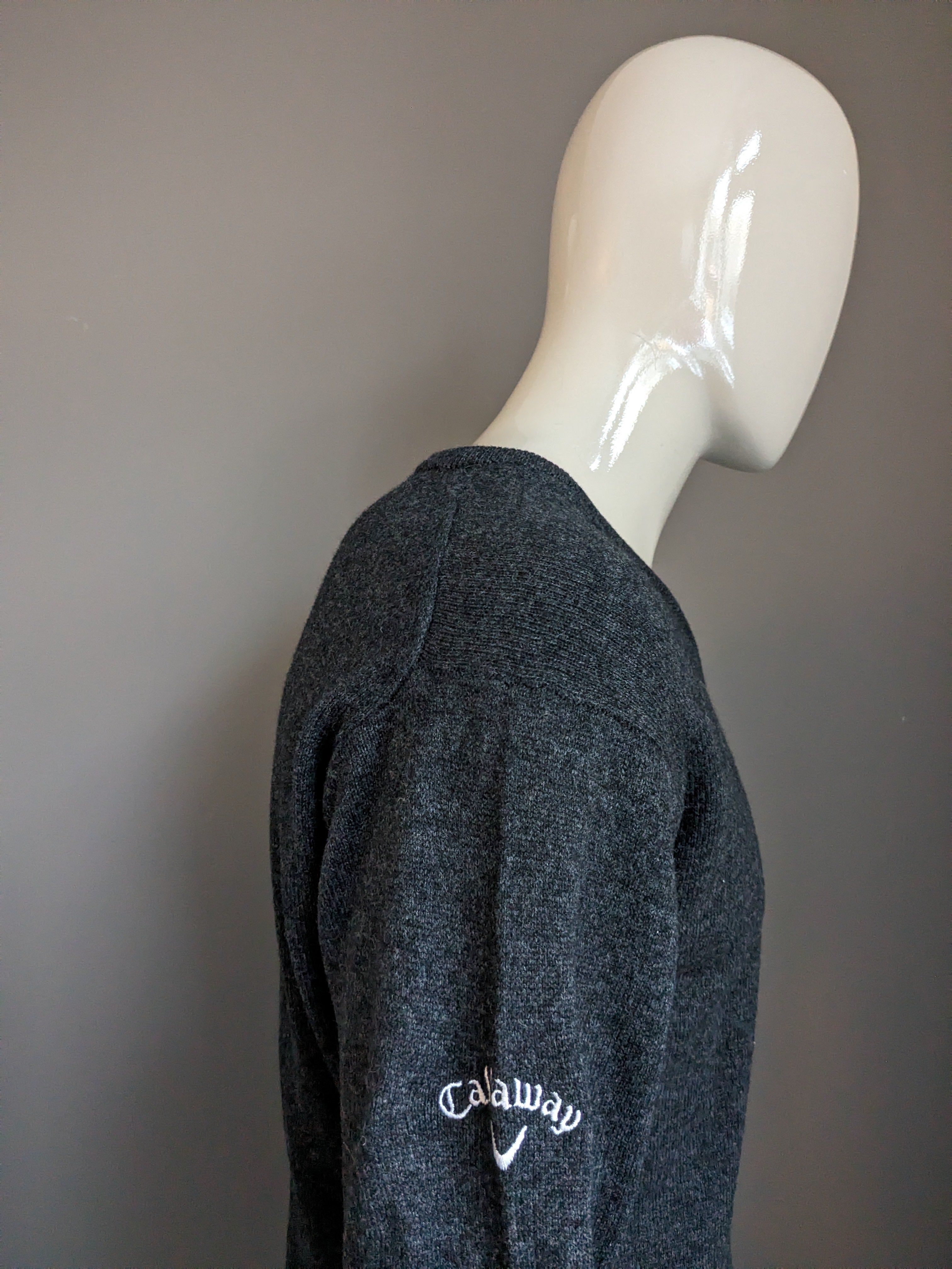 Callaway v hotsell neck sweater