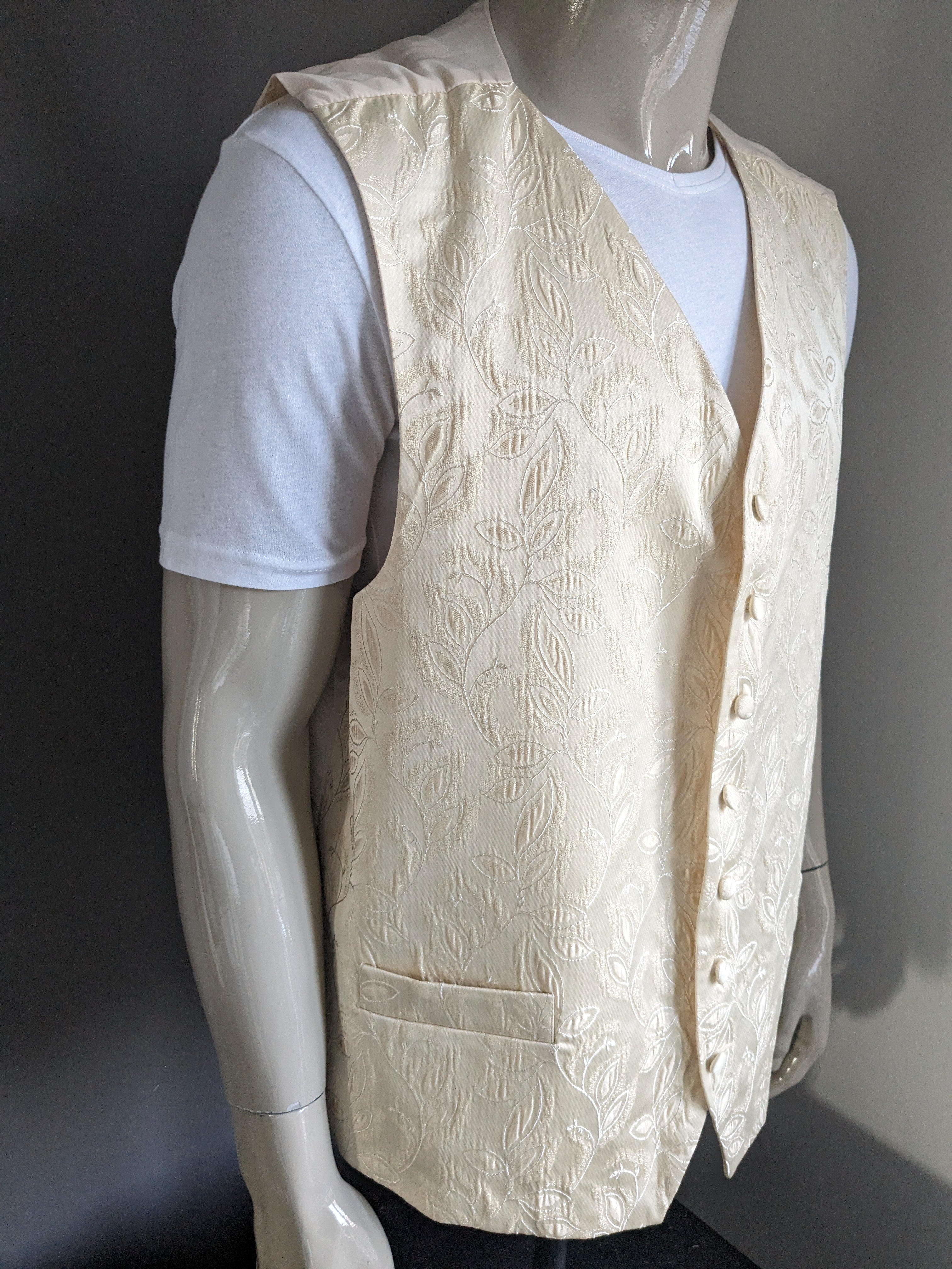 3xl waistcoat 2024