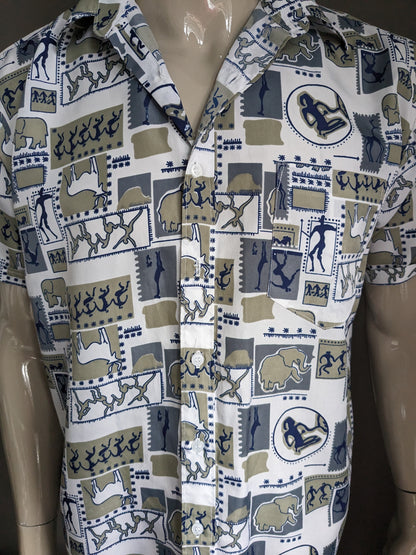 Camisa estampada vintage manga corta. Estampado azul gris beige. Tamaño xl.