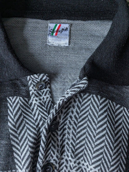 Suéter de polo de Pitti Studio Vintage. Motivo gris. Tamaño xl.