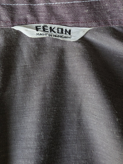 Vintage Fekon shirt short sleeve with a point collar and press studs. Purple white mixed. Size M.