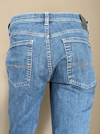 Jeans pionieristici. Colorato blu. Size W33 - L30. Mega flex. Digita Rando. stirata.