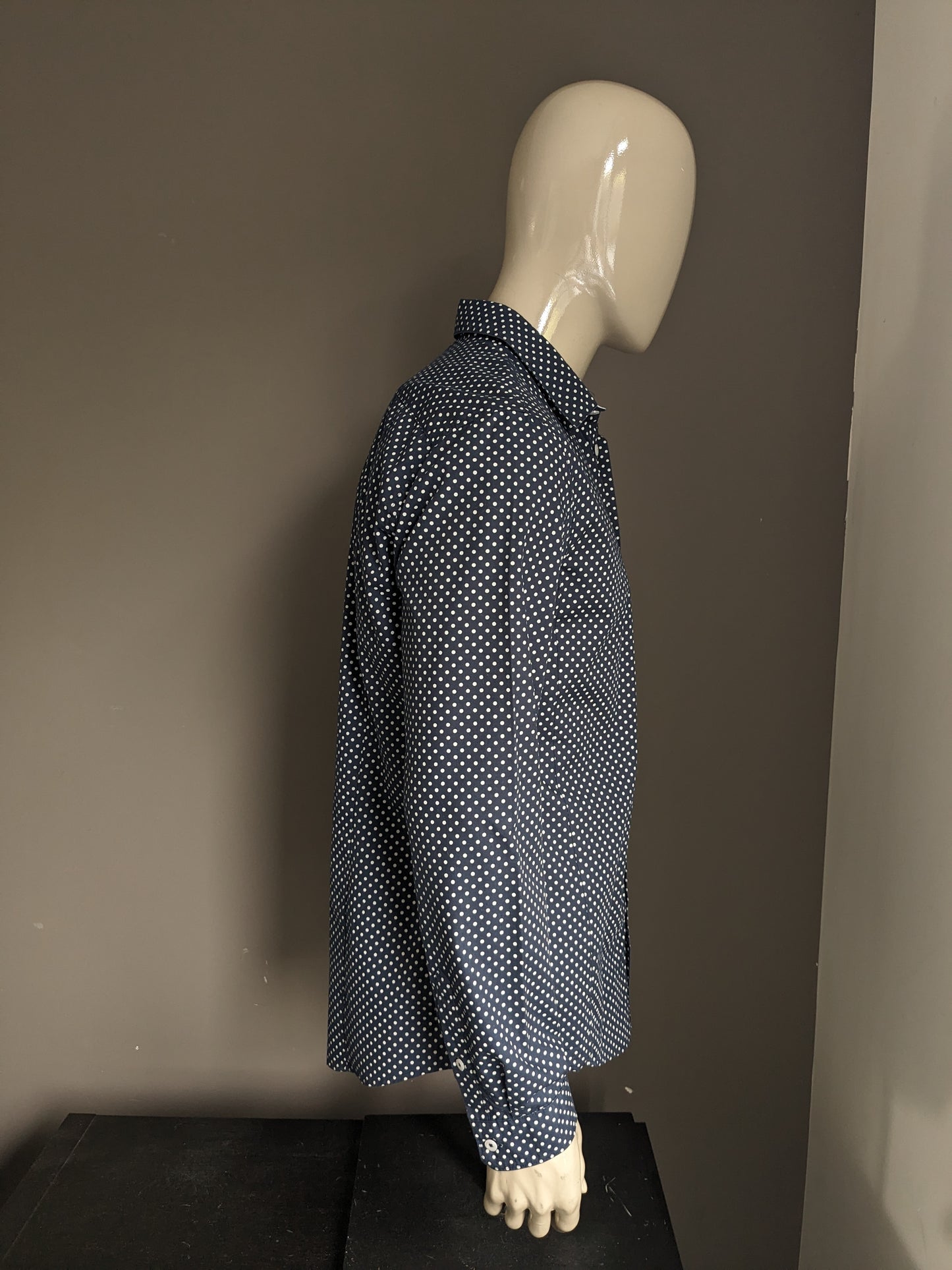 H&M shirt. Blue with white dots. Size L. Slim Fit.