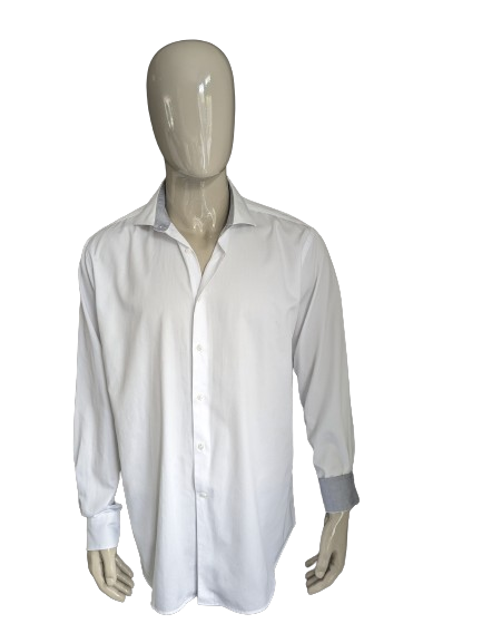 Chemise Blumfontain. Blanc. Taille xl / xxl.