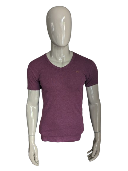 Chasin shirt with V-neck. Bordeaux mixed. Size M.