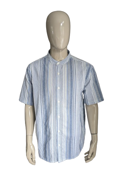 Atlas for Men Shirt short sleeve with mao / farmers / raised collar. Blue white striped. Size 3XL / 2XL.