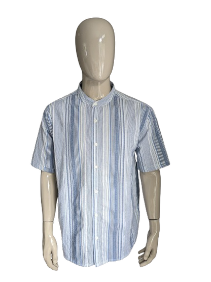 Atlas para hombres camisa manga corta con mao / granjeros / cuello elevado. Blanco azul rayado. Tamaño 3xl / 2xl.