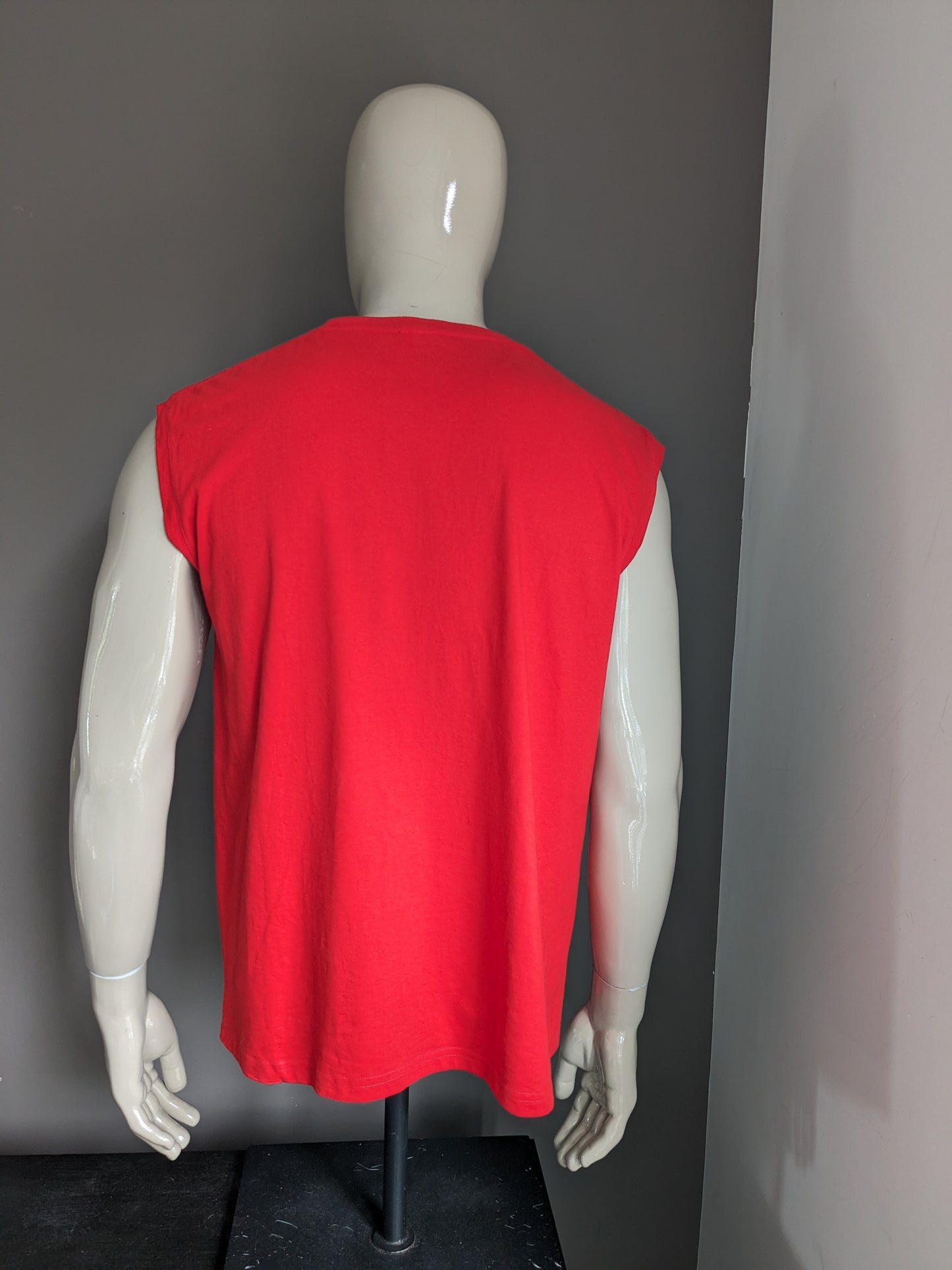 Nike Singlet. Rouge avec imprimé. Taille xl.