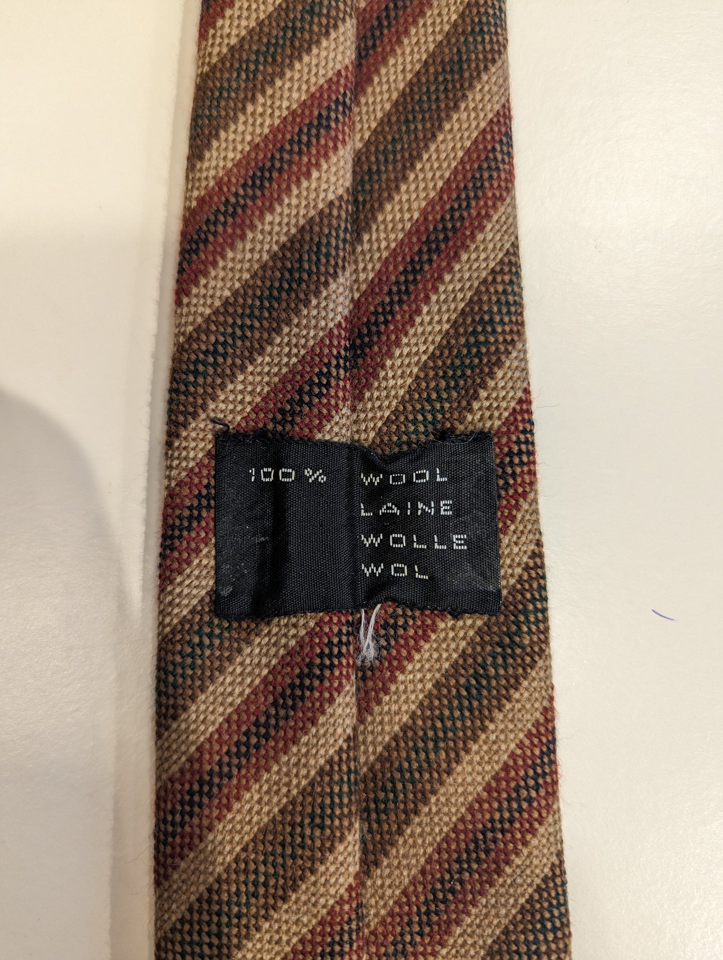 Vintage narrow woolen (!!) tie. Brown green red