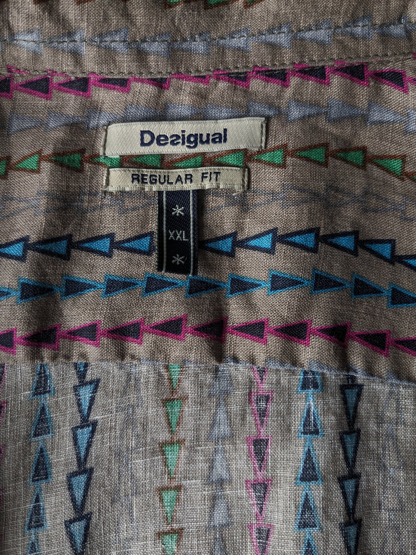 Desigual linen shirt. Brown blue green print. Size 2XL / XXL. Ragular fit.