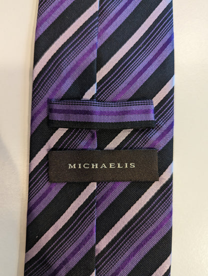 Michaelis Silk Tie. Brack et blanc violet.