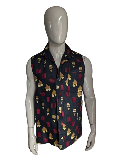 Sleeveless shirt. Black yellow red African print. Size L.