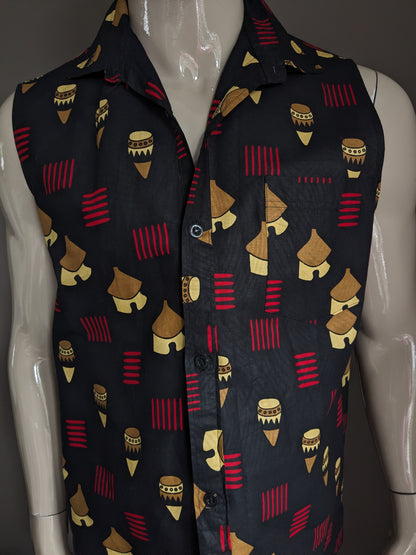 Sleeveless shirt. Black yellow red African print. Size L.