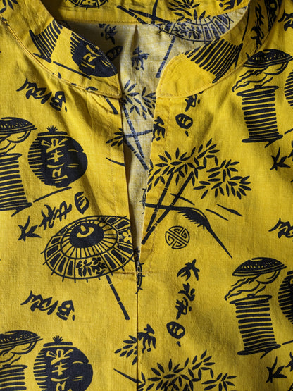 Chemise A-line sans marque avec mao / agriculteurs / collier debout. Impression noire jaune. Taille 2xl / xxl.