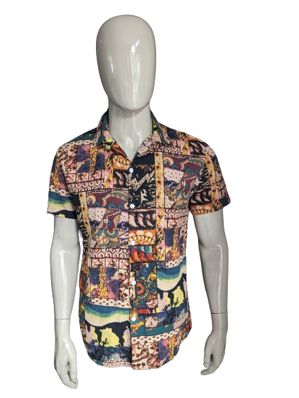 Vintage -Druck -Shirt Kurzarm. Pink Orange Green Print. Größe L.