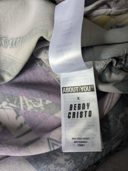 About You X Benny Cristo overhemd korte mouw. Gekleurde tekst print. Maat L.