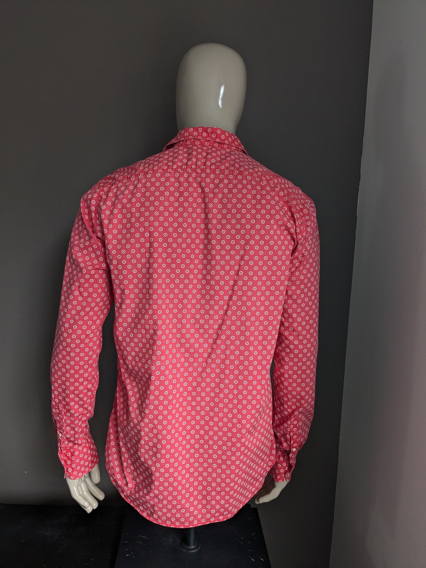 Camicia scozzese e soda. Stampa bianca rosa. Taglia XL.