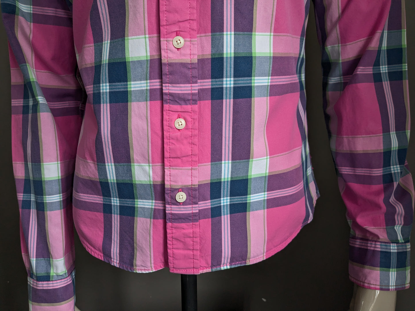 Camicia Abercrombie & Fitch. Verde blu rosa controllato. Dimensione L. Tipo muscolo.