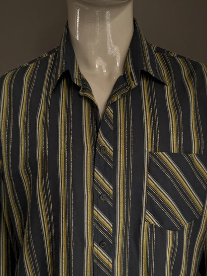 Vintage Williams shirt. Gray yellow white striped. Size 2XL / XXL.