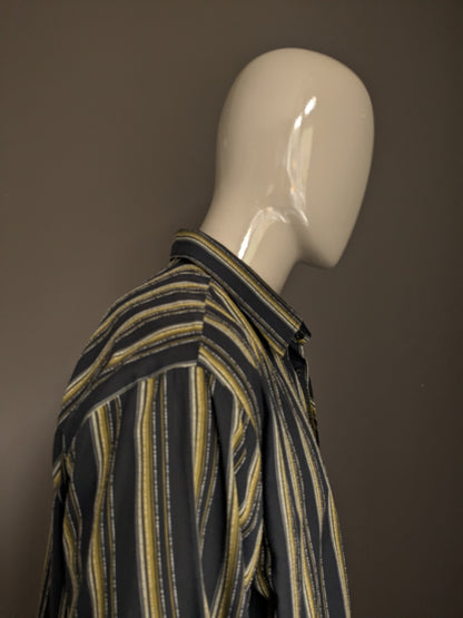 Vintage Williams shirt. Gray yellow white striped. Size 2XL / XXL.