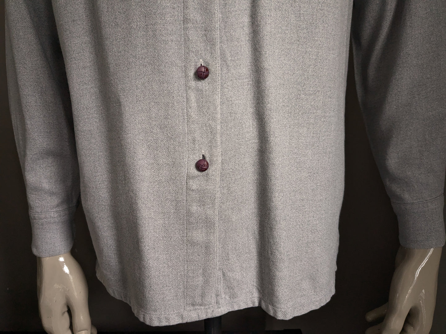 Chemise primlle vintage. Gris clair mélangé. Taille M.