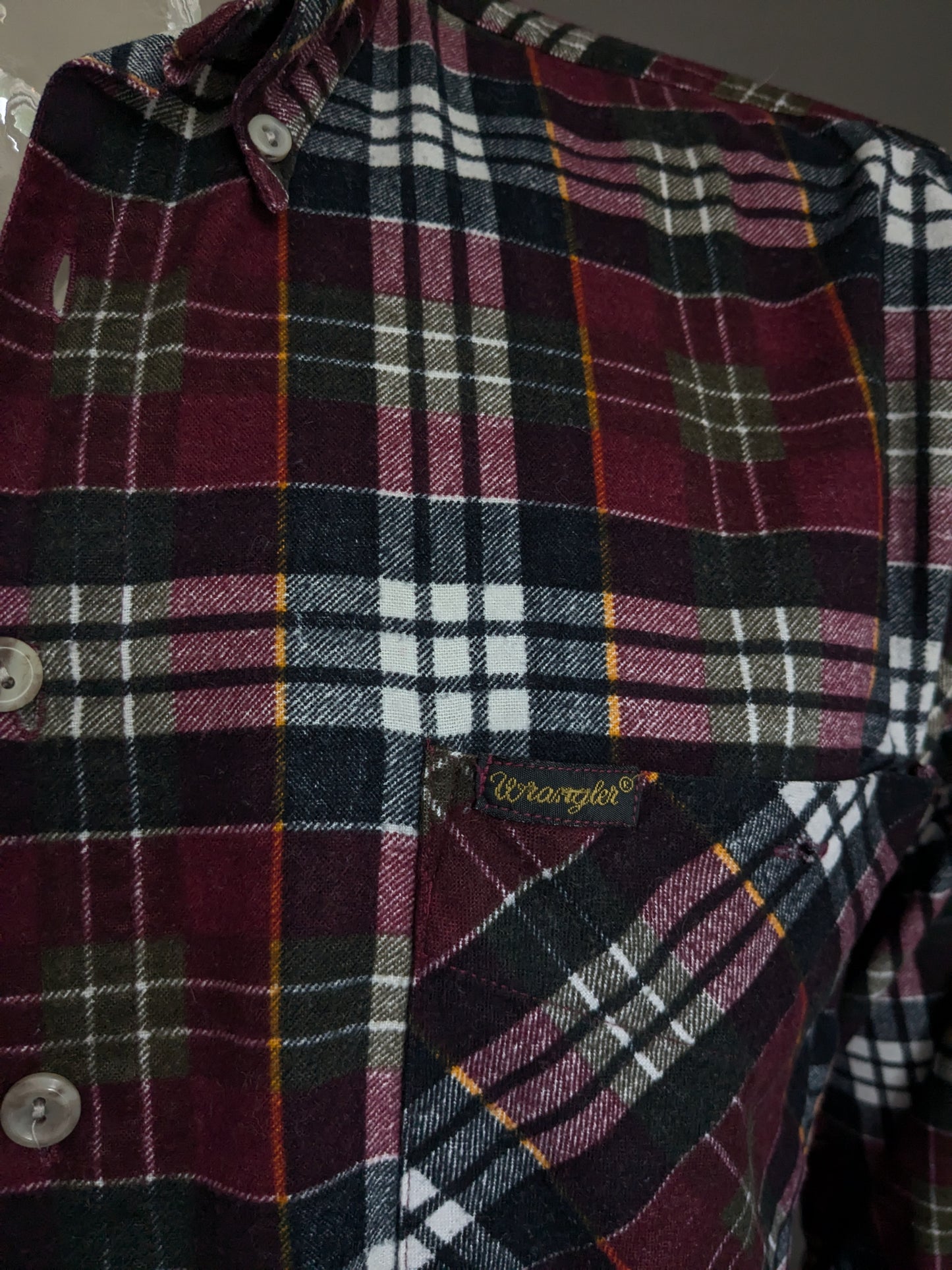 Vintage Wrangler Western Flanellhemd. Rotgrün schwarz und weiß kariert. Größe L.