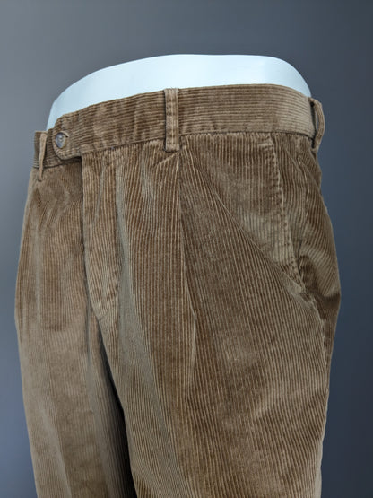 Steppin legte Ribbroek. Braun gefärbt. Größe 50 / M. Modell "Churchill". Gestreckt.