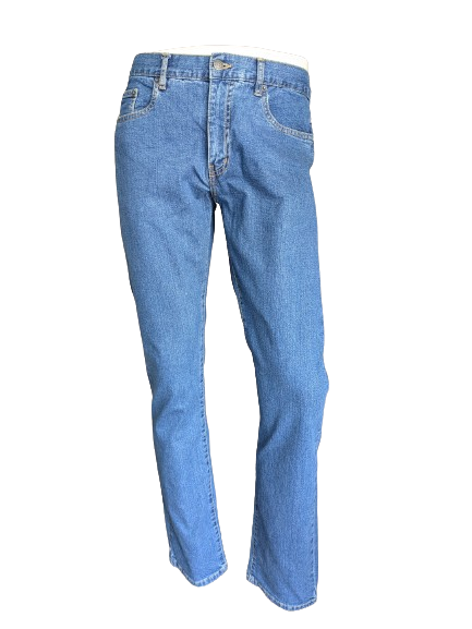 DXGO jeans. Blauw gekleurd. Maat W33 - L 34. Stretch.