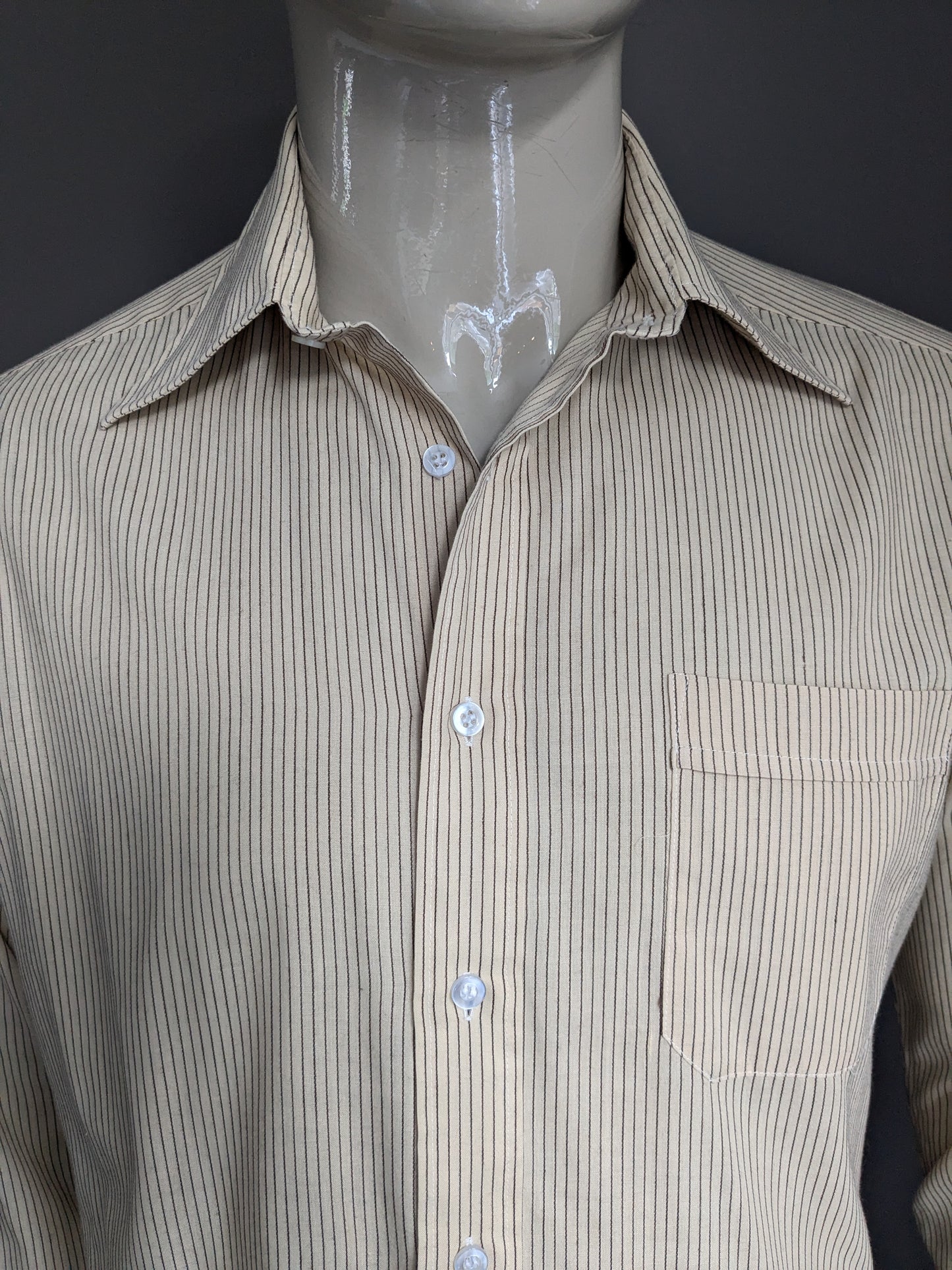 La camicia vintage di Austin ha cavalcato con un colletto. Beige Brown Striped. Taglia L.