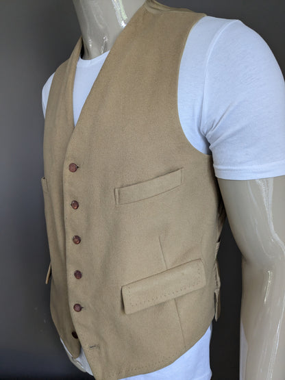 Lambourne woolen waistcoat, heavier quality. Light brown colored. Size L.