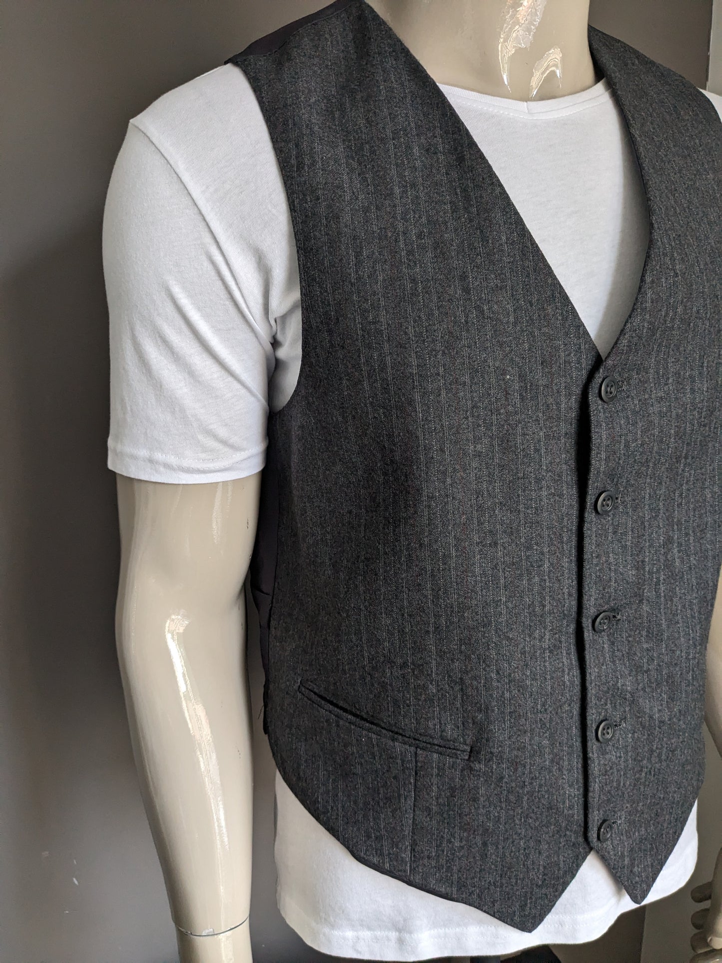 Waistcoat. Gray red striped. Size L. #343